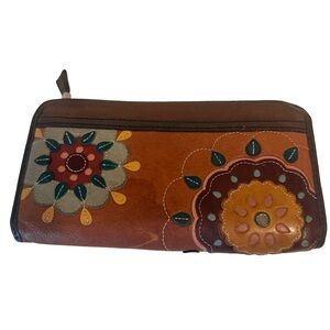 Vtg Boho Y2K Fossil Red Leather Floral Embossed Wallet Clutch